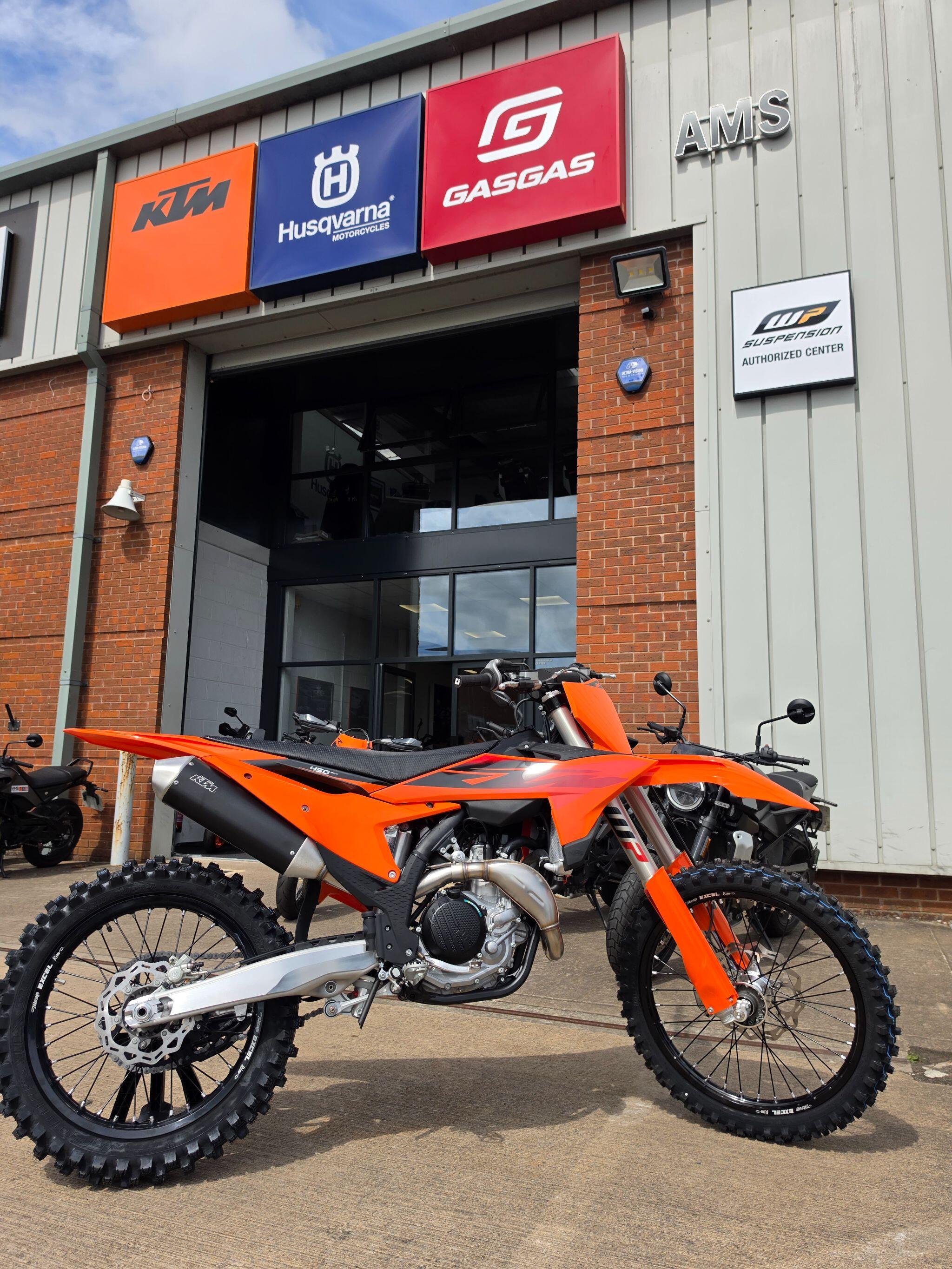KTM 